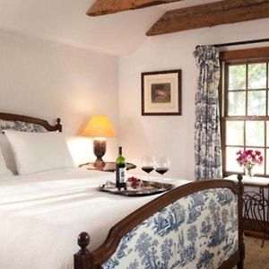 Angus Deluxe Room